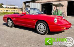 Bild 2/10 von Alfa Romeo 2.0 Spider (1990)