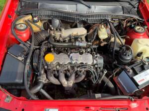 Bild 6/35 von Opel Calibra 2,0 (1991)