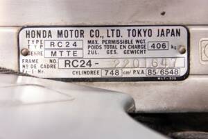 Imagen 40/50 de Honda VFR 750R RC 30 (1988)