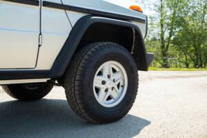 Image 20/45 of Mercedes-Benz 280 GE (LWB) (1989)