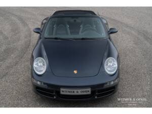 Bild 12/32 von Porsche 911 Carrera 4 (2006)