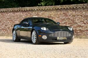 Image 40/50 of Aston Martin V12 Vanquish (2003)