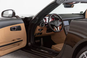 Image 34/59 de Mercedes-Benz SLS AMG Roadster (2012)