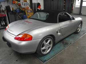 Immagine 24/37 di Porsche Boxster S (2000)