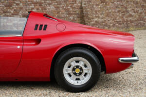 Afbeelding 27/50 van Ferrari Dino 246 GTS (1973)