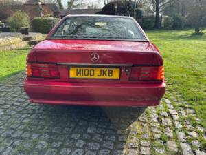 Image 21/30 of Mercedes-Benz SL 280 (1994)