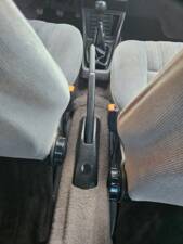 Bild 39/91 von Volkswagen Golf II 1.6 (1990)
