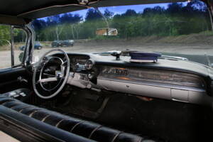 Image 23/100 of Cadillac 75 Fleetwood Imperial (1959)