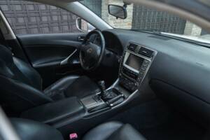 Bild 20/50 von Lexus IS 220d (2006)