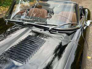 Bild 26/47 von Jaguar E-Type (1968)