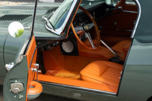 Bild 32/33 von Jaguar E-Type 4.2 (1967)