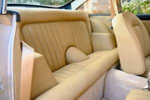 Image 13/15 of Aston Martin DB 5 (1964)