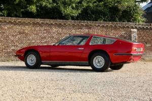Image 22/50 of Maserati Indy 4700 (1971)