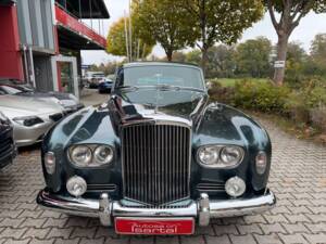Image 3/36 of Bentley S 3 (1965)