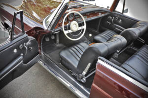 Immagine 31/71 di Mercedes-Benz 220 SE b (1961)