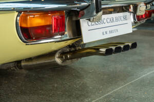 Image 14/28 of Jaguar E-Type V12 (1974)
