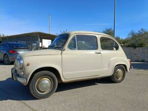 Image 39/44 of FIAT 600 D (1967)