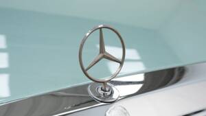 Bild 13/15 von Mercedes-Benz 300 CE (1992)