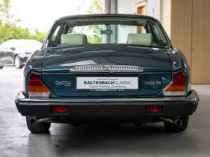 Bild 4/32 von Daimler Double Six (1986)