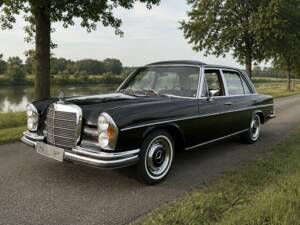 Bild 1/8 von Mercedes-Benz 300 SEL 3.5 (1970)