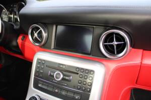 Image 42/57 of Mercedes-Benz SLS AMG (2010)