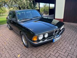 Image 1/19 of BMW 732i (1984)