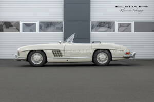 Image 2/38 de Mercedes-Benz 300 SL Roadster (1961)
