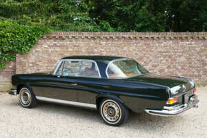 Bild 22/50 von Mercedes-Benz 280 SE 3,5 (1971)