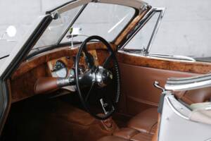 Bild 23/50 von Jaguar XK 120 DHC (1953)