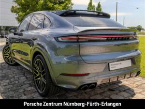 Bild 3/50 von Porsche Cayenne GTS (1900)