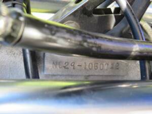 Bild 39/39 von Honda CBR 400 RR (1992)