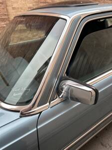 Image 26/147 de Mercedes-Benz 450 SEL 6,9 (1976)