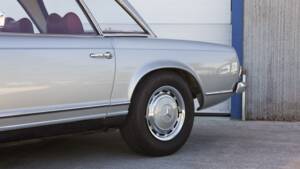 Bild 23/70 von Mercedes-Benz 280 SL (1967)