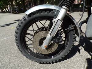 Image 17/47 of BMW DUMMY (1980)