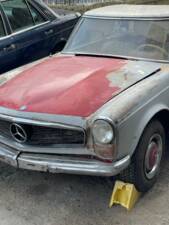 Afbeelding 8/37 van Mercedes-Benz 230 SL (1964)