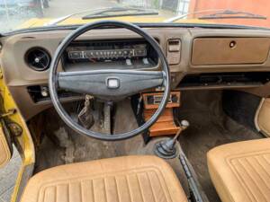 Image 6/6 of Vauxhall Viva (1972)
