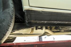 Image 46/50 of Volvo 740 GL (1987)