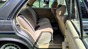 Image 54/71 of Mercedes-Benz 240 D (1980)