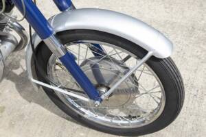 Image 18/39 of Honda CB 72 (1960)