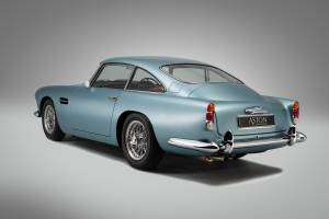 Image 2/23 de Aston Martin DB 4 Vantage (1962)