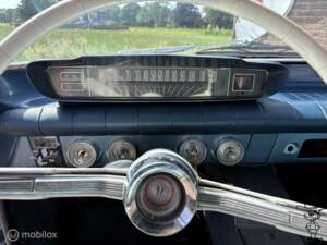 Image 14/49 of Oldsmobile F-85 Jetfire (1962)