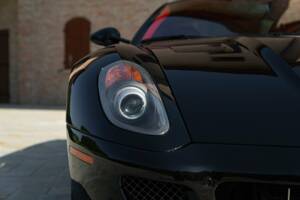 Immagine 18/50 di Ferrari 599 GTB HGTE (2010)