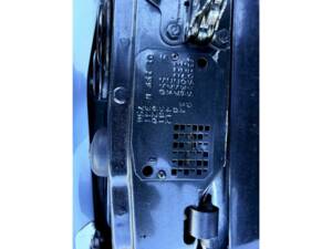 Bild 36/36 von Mercedes-Benz 500 E (1991)