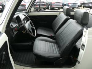 Bild 9/21 von Volkswagen Käfer 1303 (1979)