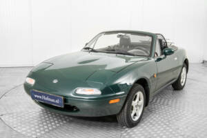 Image 17/50 of Mazda MX-5 1.6 (1997)