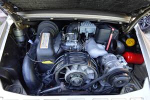Image 31/40 of Porsche 911 Carrera 3.2 (1986)