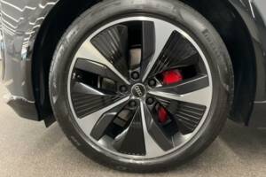 Imagen 9/10 de Audi Q6 e-tron quattro (2024)