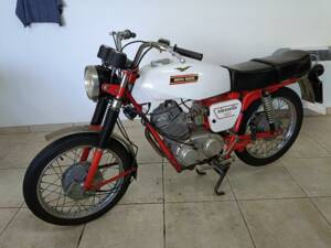 Image 28/29 de Moto Guzzi Stornello 160 (1972)
