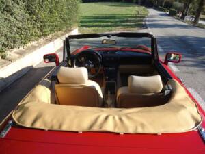 Bild 20/28 von Alfa Romeo 1.6 Spider (1991)