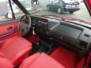 Bild 12/23 von Volkswagen Golf I Cabrio 1.8 (1990)